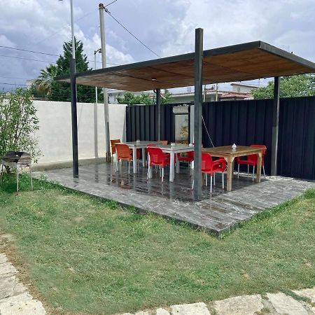 Guesthouse Niko Berat Exterior photo